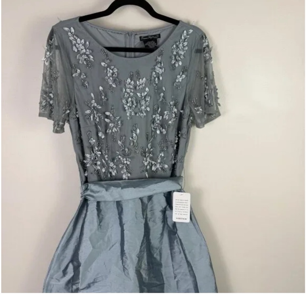 Pisarro Nights Elegant Blue Floral Embroidered Dress - Picture 4 of 8